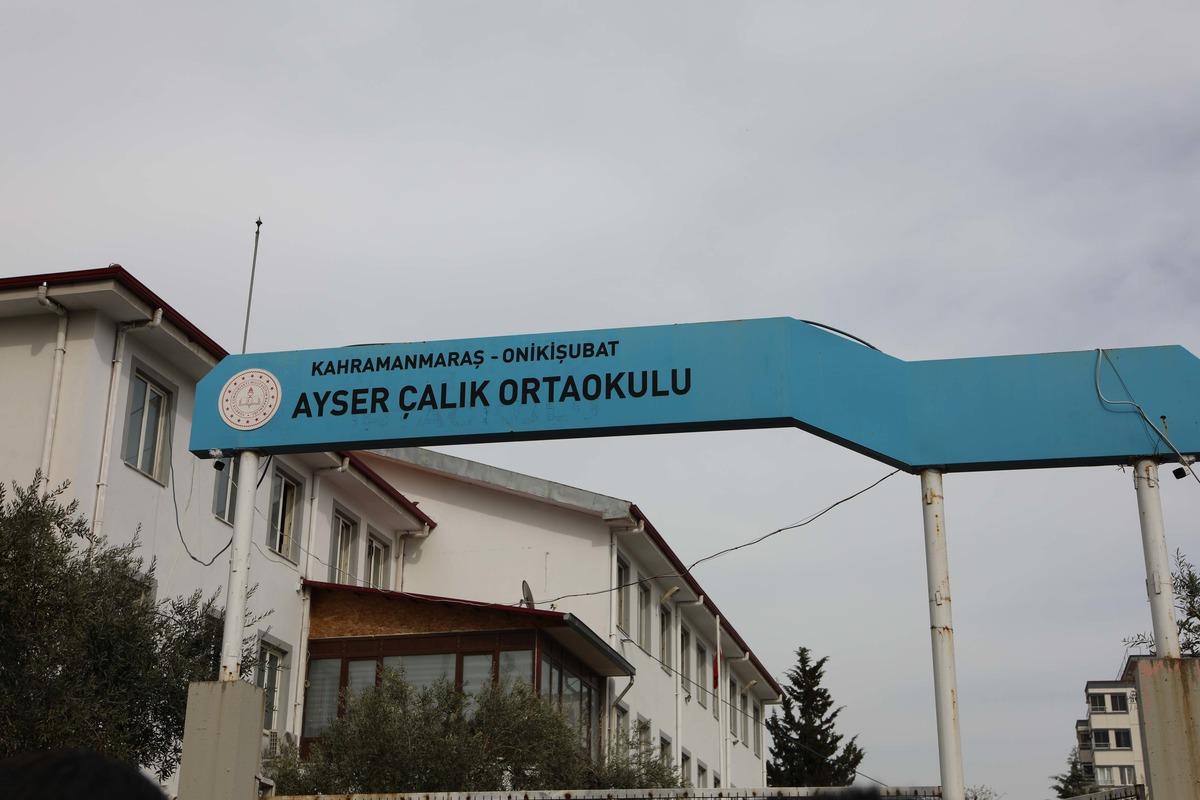 G&ouml;k&ccedil;e Bahadır okul saldırılarına kayıtsız kalmadı!  &Ouml;ğrenmesi en zor ama...  1