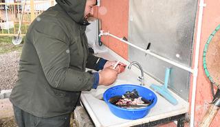 Kaynak suyunda yetişiyor, 300 liraya satılan balık i&ccedil;in talep patladı