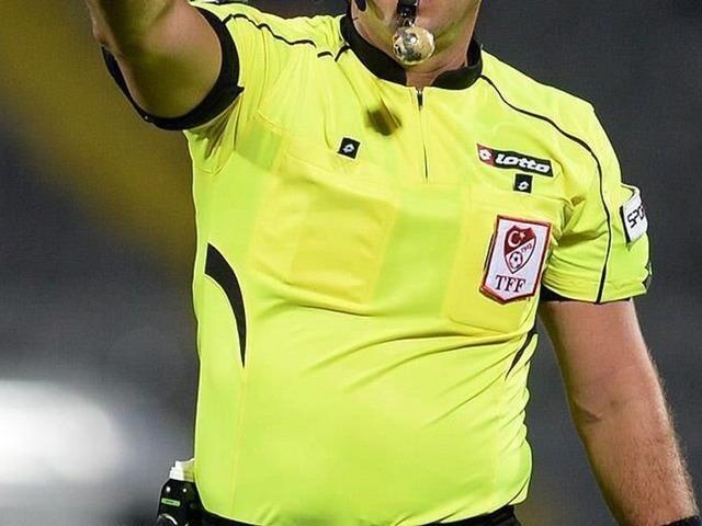 Herkes ters k&ouml;şe oldu! TFF'den derbi hakemi i&ccedil;in karar
