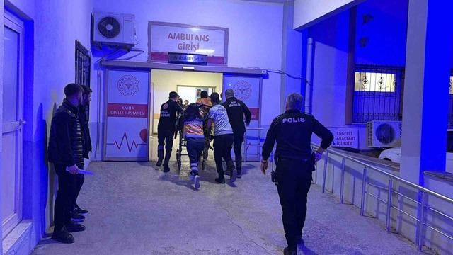 Motosiklet ile kamyonet &ccedil;arpıştı: 1 ağır yaralı 1