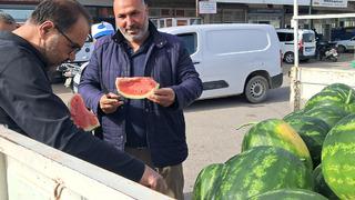 Sezonun erkenci ilk karpuzu: Kilosu bakın ne kadar