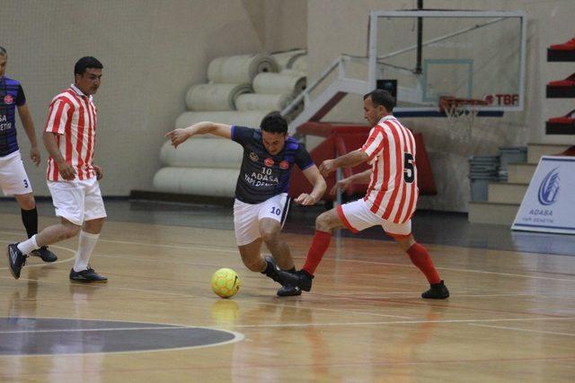 Alanya’da birimler arası futsal turnuvası başladı