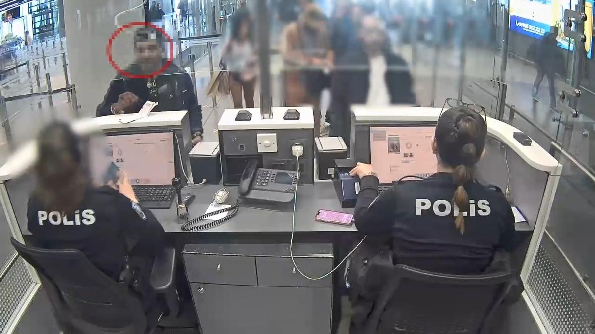 Kapalıçarşı’da 80 karat değerli taşları satmaya çalışırken yakalandılar! 3