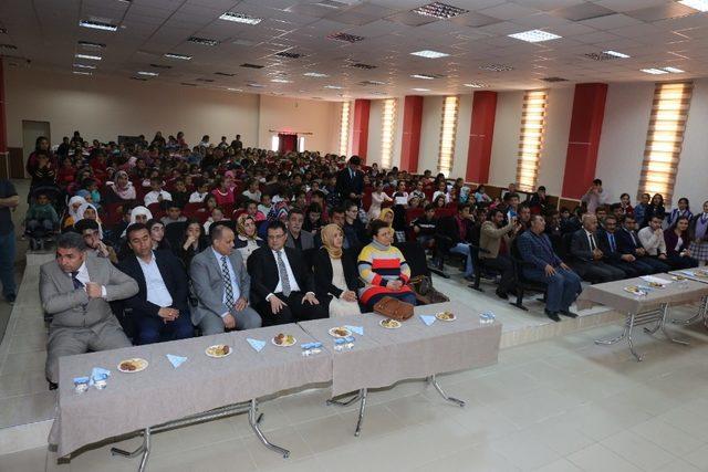 Gürpınar’da “Şarkılarla Bahara Merhaba” konseri