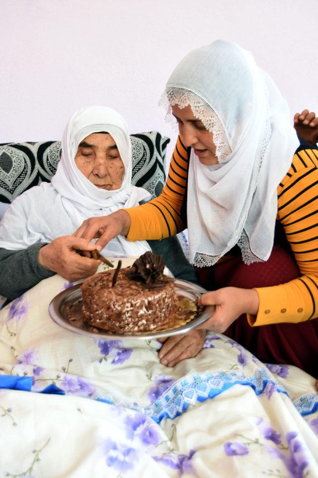 Asiye nine, 119 uncu yaş g&uuml;n&uuml;n&uuml; kutladı 2