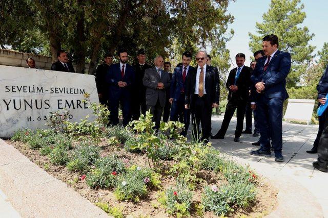 Vali Çakacak, Mihalıççık ilçesini ziyaret etti