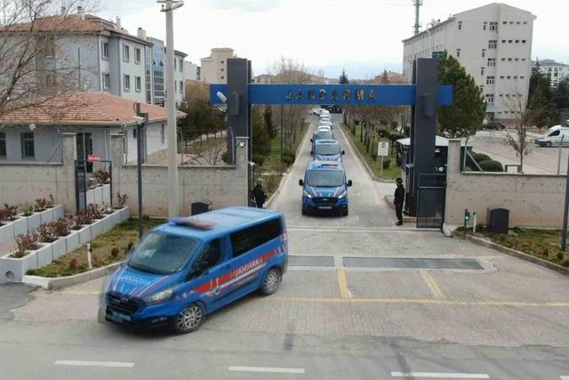 Aksaray’da çuval içine gizlenmiş 11 bin adet uyuşturucu hap ele geçirildi: 3 tutuklama 1