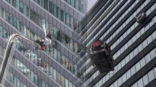 22 katlı hastanede can pazarı! Ekipler seferber oldu, kurtarma çalışması saatlerce sürdü