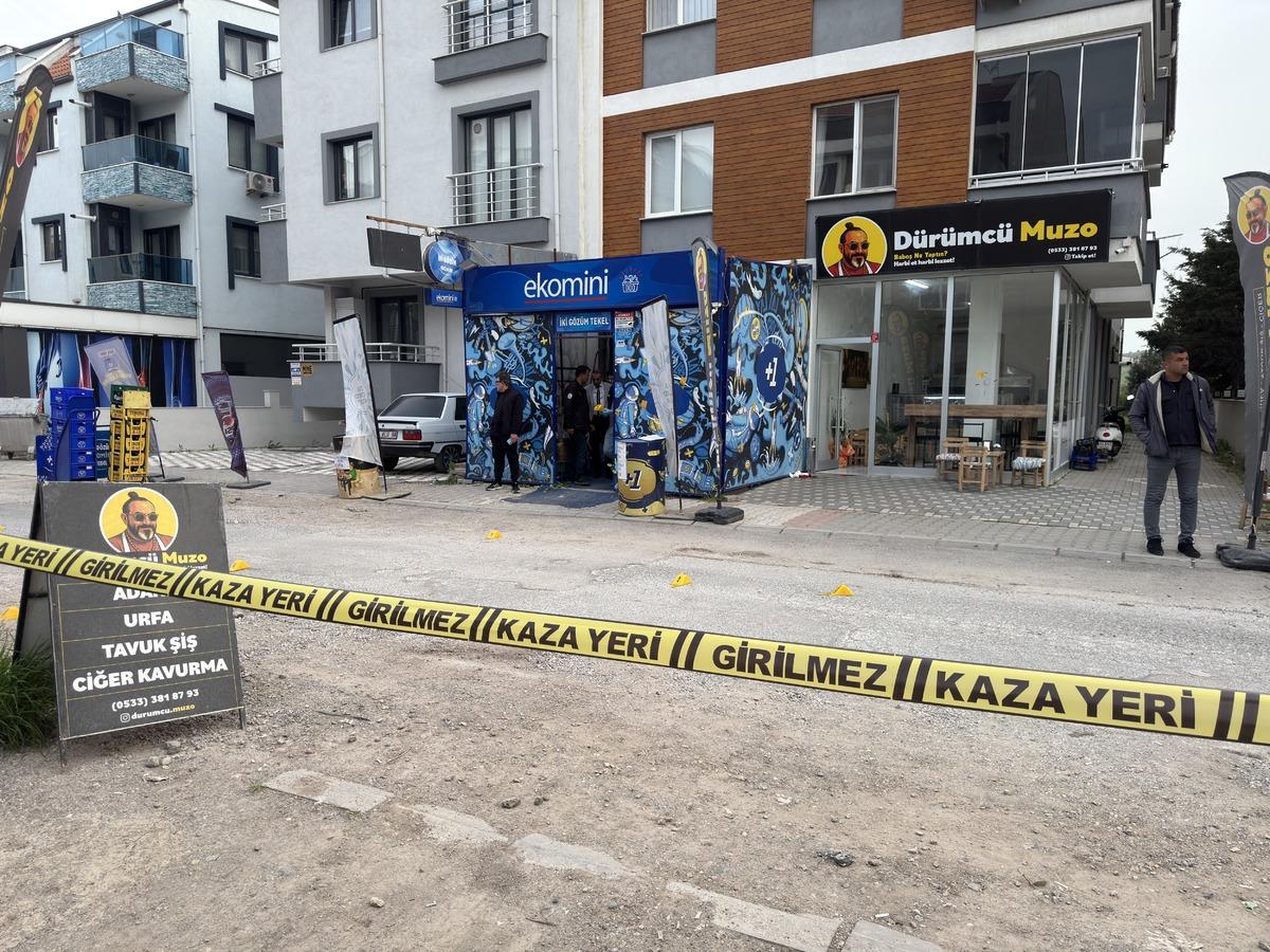 Balıkesir de acı olay! &Uuml;niversite hocası d&uuml;r&uuml;mc&uuml;de kurşunların hedefi oldu 1