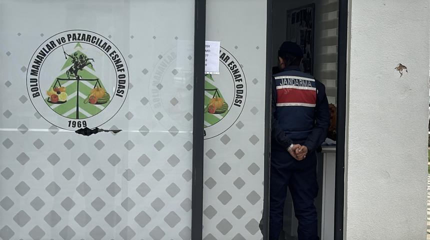 Bolu'daki r&uuml;şvet operasyonunda 2 ş&uuml;pheli tutuklandı