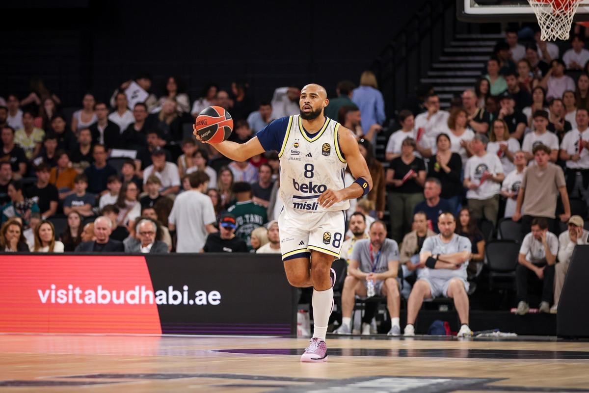 Fenerbah&ccedil;e Beko Fransa da nefes aldı! K&ouml;t&uuml; seriye dur dedi 2