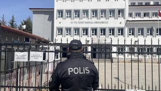 Tedbirler artıyor: O ilde okullara randevusuz giriş yasaklanıyor