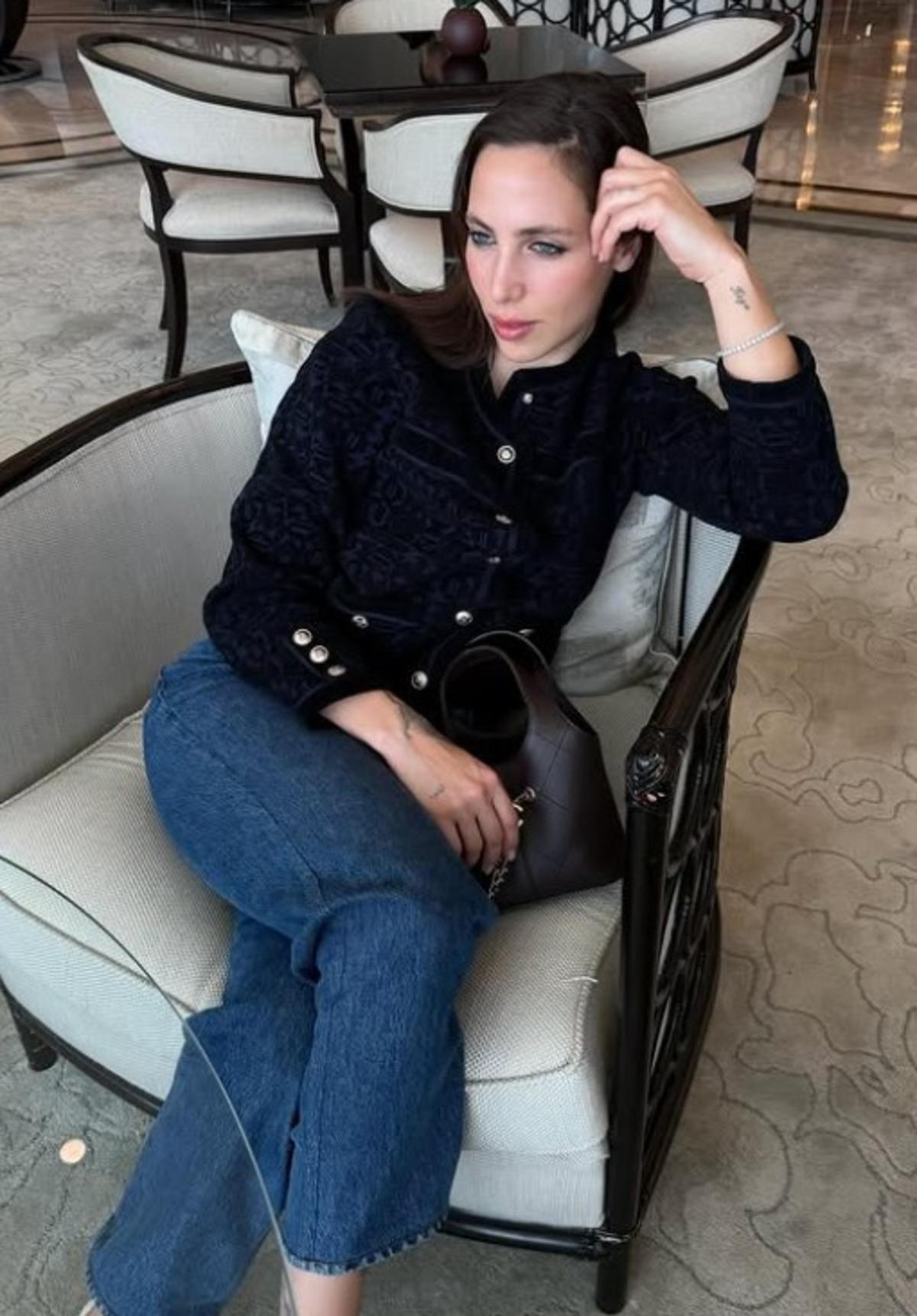 Zehra &Ccedil;ilingiroğlu evleniyor! H&uuml;lya Avşar ın damadı bakın kimmiş 1