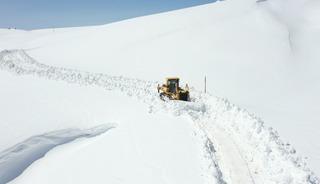 Son 66 yılın en y&uuml;ksek kış yağışını alan Ağrı'da karla m&uuml;cadele s&uuml;r&uuml;yor