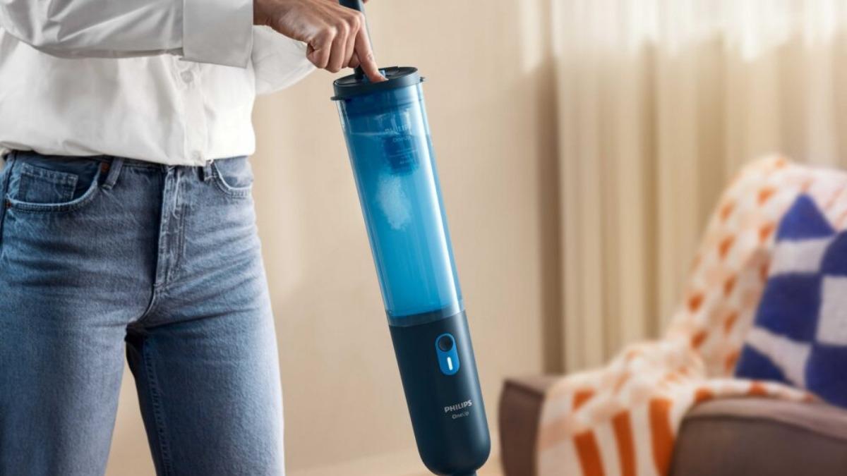 Mop yaparken bel ağrısı &ccedil;ekmemek i&ccedil;in uygulanması gereken doğru duruş ve hareket teknikleri 2