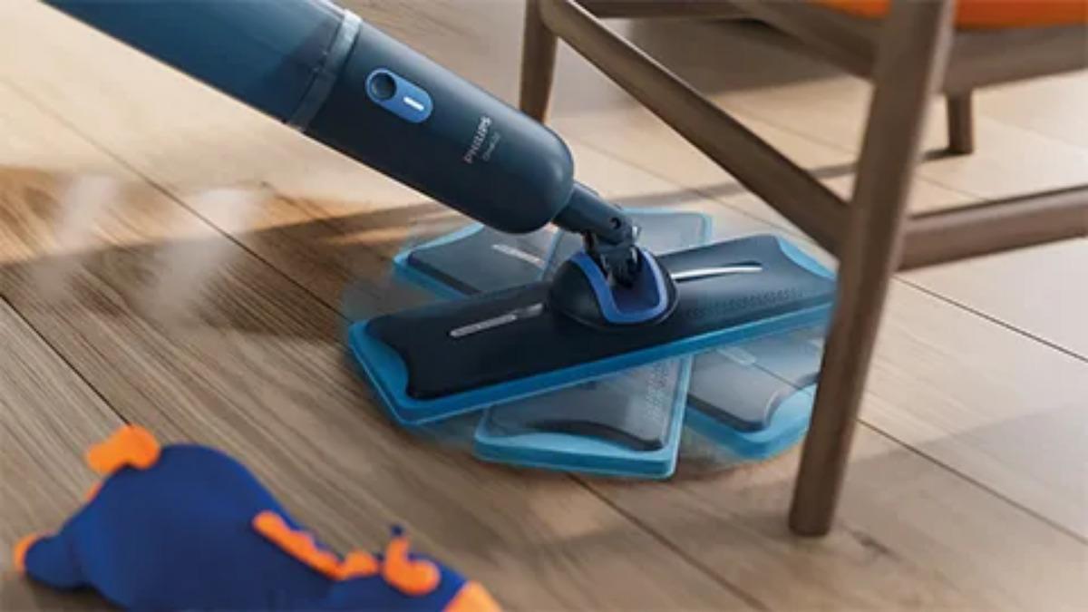 Mop yaparken bel ağrısı &ccedil;ekmemek i&ccedil;in uygulanması gereken doğru duruş ve hareket teknikleri 3