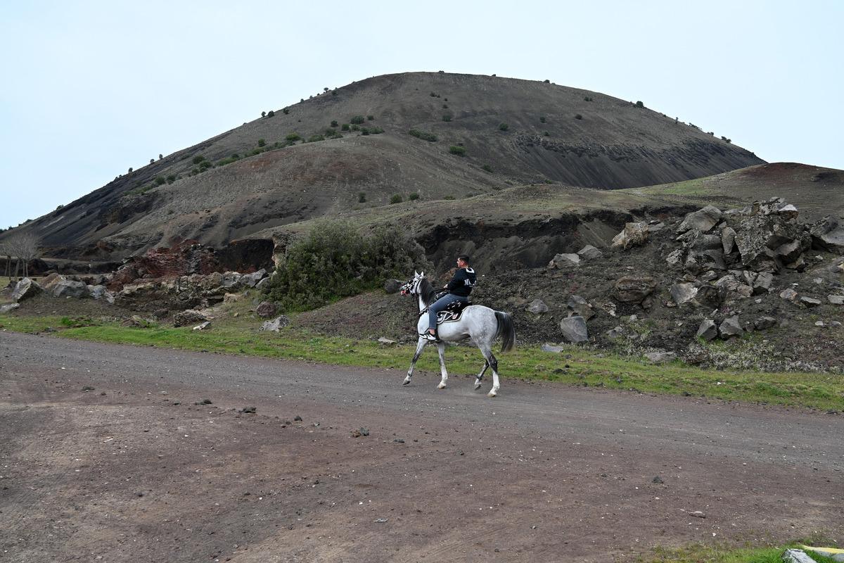 T&uuml;rkiye de tek:  Yanık &uuml;lke  diye anılmış! 12 bin yıllık sır &ccedil;&ouml;z&uuml;l&uuml;yor 3