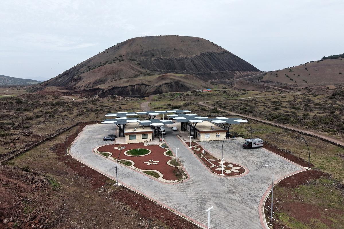 T&uuml;rkiye de tek:  Yanık &uuml;lke  diye anılmış! 12 bin yıllık sır &ccedil;&ouml;z&uuml;l&uuml;yor 1