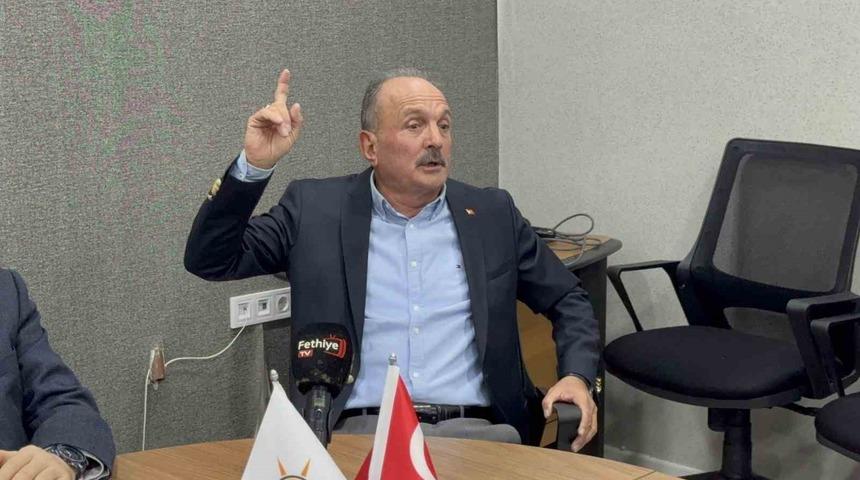 Fethiye&rsquo;nin eski Belediye Başkanı Saatcı, İYİ Parti&rsquo;den istifa etti