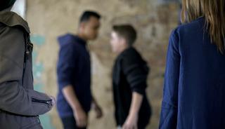 &Ccedil;ocuk yetiştirirken g&ouml;zden ka&ccedil;an tehlike: Saldırganlığın temeli o yaşlarda atılıyor