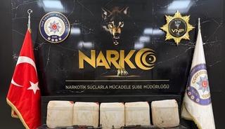 Başkale&rsquo;de 162 kilo asetik anhidrit maddesi ele ge&ccedil;irildi