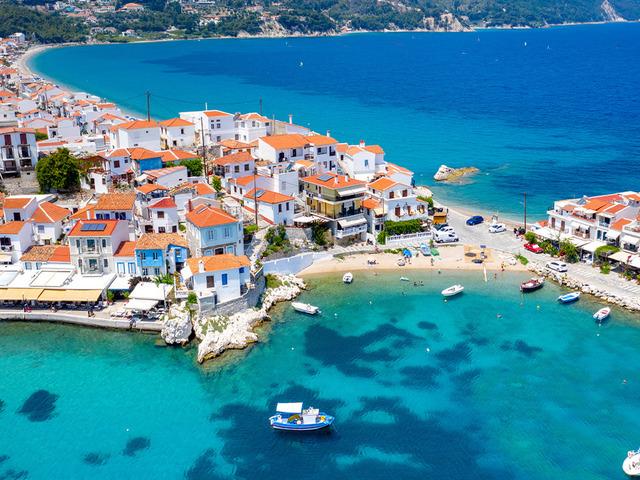 Yunan'a ilgi rekor seviyede! 500 milyon Euro bıraktı