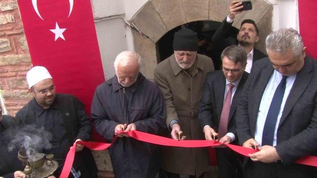 Bursa&rsquo;da Abd&uuml;llatif Kudsi T&uuml;rbesi yeniden ziyarete a&ccedil;ıldı 1