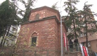 Bursa&rsquo;da Abd&uuml;llatif Kudsi T&uuml;rbesi yeniden ziyarete a&ccedil;ıldı