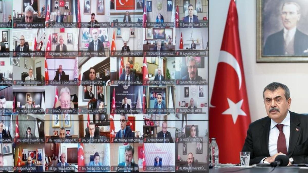 Milli Eğitim Bakanı Tekin, 81 il milli eğitim müdürüyle bir araya geldi