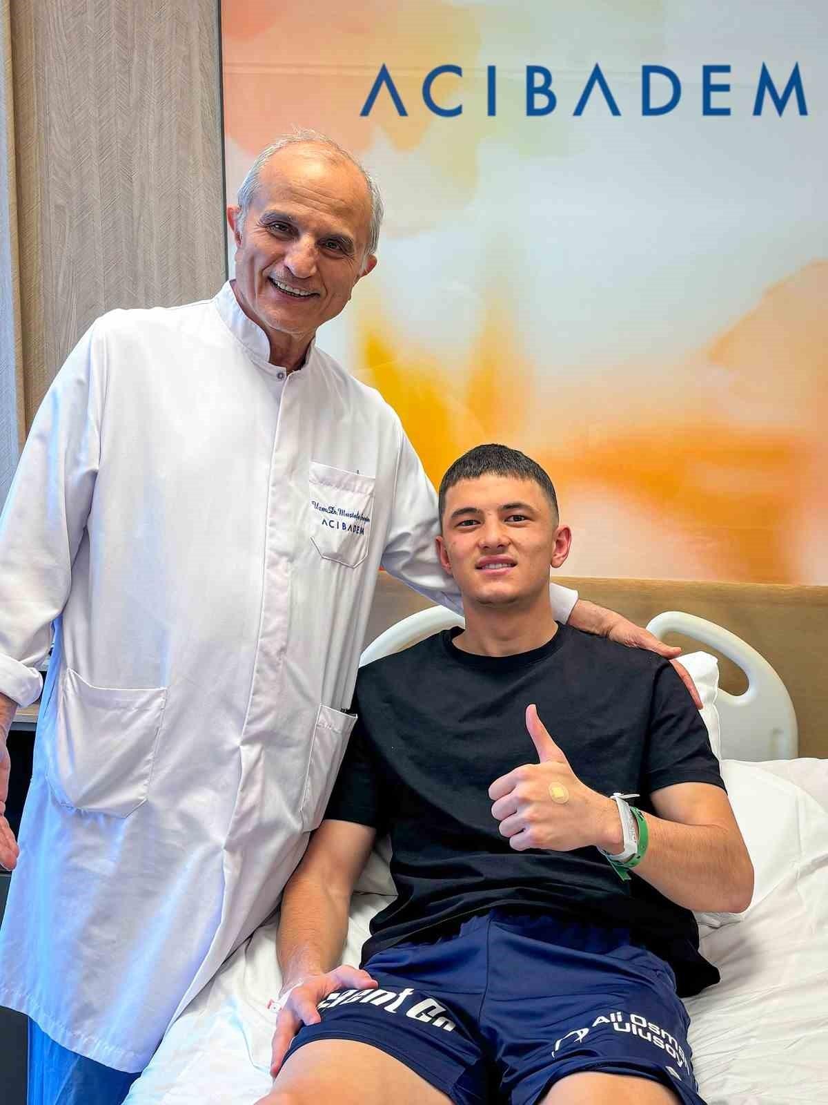 Trabzonspor, Başakşehir ma&ccedil;ı hazırlıklarını s&uuml;rd&uuml;rd&uuml; 2