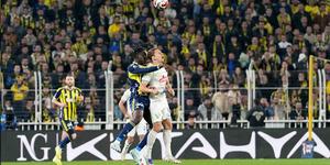 Zirvede derin kayıp! Fenerbah&ccedil;e son saniyelerde Rizespor'a takıldı