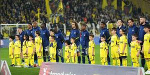 Kadık&ouml;y'de protesto sesleri! Taraftarlar Ederson&rsquo;u ıslıkladı