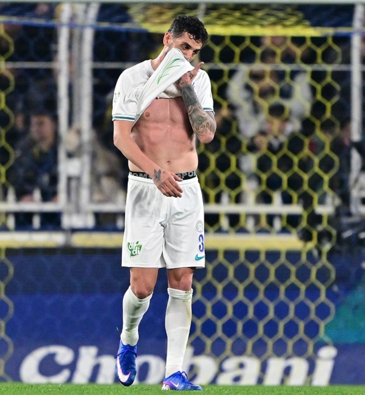 90+8&rsquo;de yıkılan Fenerbah&ccedil;e&rsquo;ye Galatasaray&rsquo;dan manidar g&ouml;nderme! 2