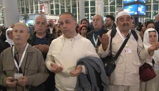 Yılın ilk hacı adayları kutsal topraklara uğurlandı