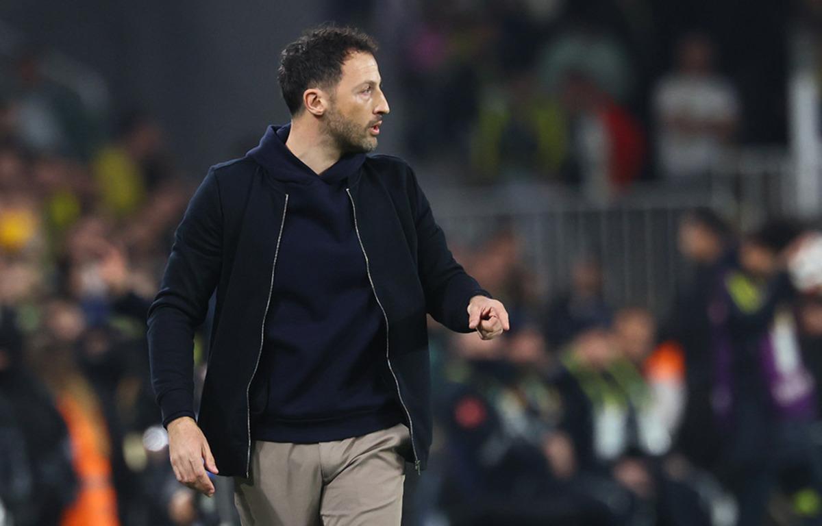 Fenerbah&ccedil;e de puan kaybı sonrası deprem! Olay istifa yanıtı 1