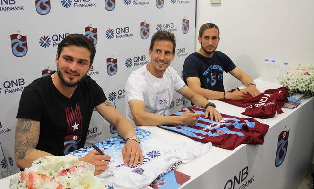 Trabzonspor'da Okay, Yusuf ve Pereira imza gününe katıldı