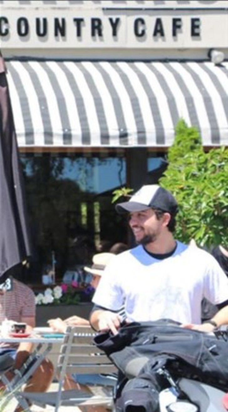 Suudi milyarderin altın kaplamalı otomobilleri G2