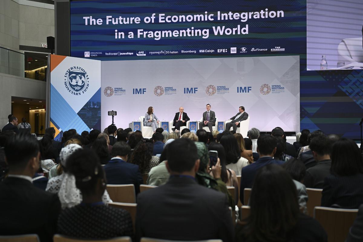 Şimşek hedefteki &uuml;lkeyi a&ccedil;ıkladı: &lsquo;Mali alanımız var&rsquo; deyip duyurdu 4