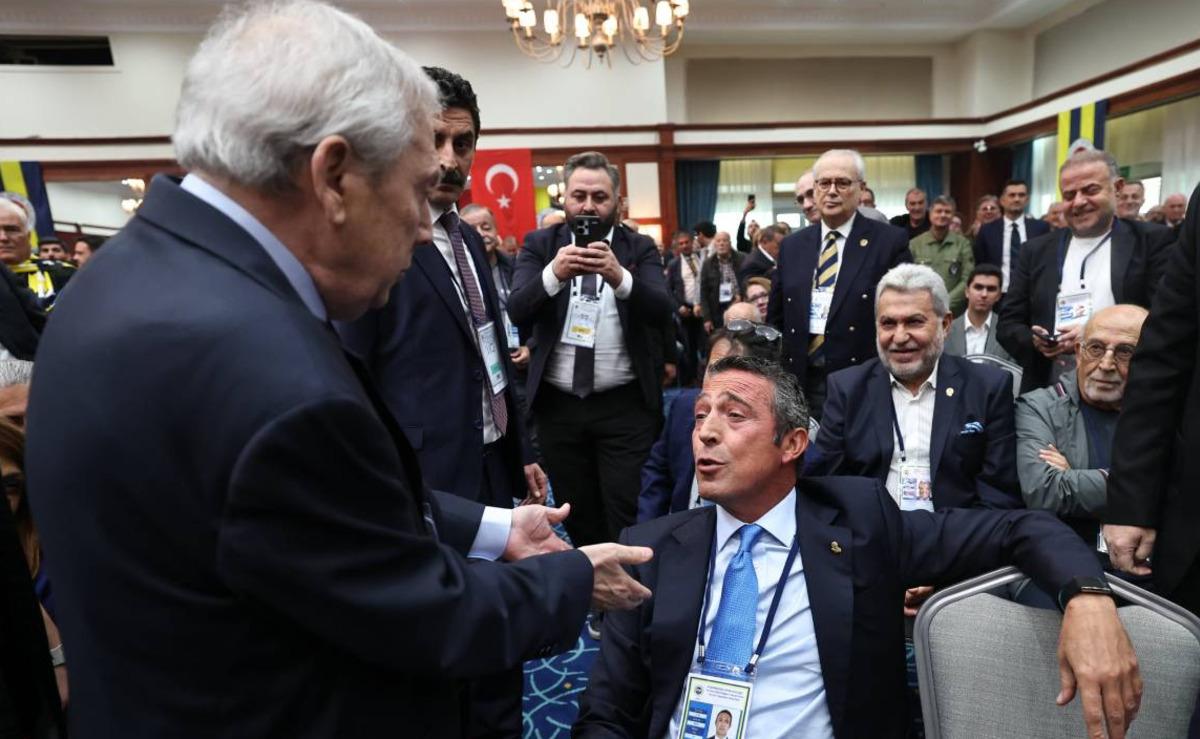 Aziz Yıldırım ile Ali Ko&ccedil; savaşı devam ediyor! Yan yana oturmayı reddetti 2