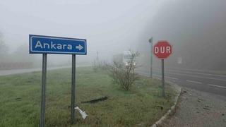 Yoğun sis Bolu Dağı’nı kapladı