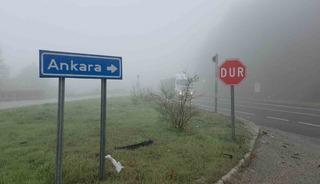 Yoğun sis Bolu Dağı&rsquo;nı kapladı