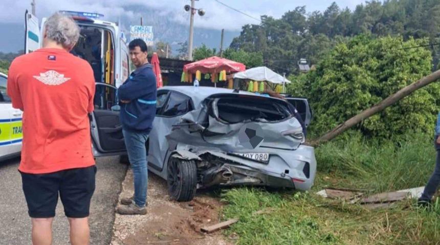 G&ouml;kova-Marmaris karayolunda kaza: 4 yaralı