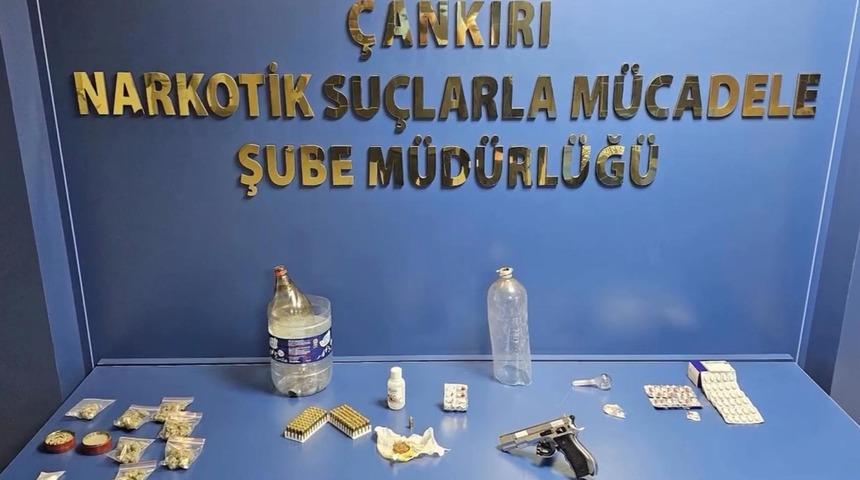 &Ccedil;ankırı&rsquo;da uyuşturucu operasyonu: 12 g&ouml;zaltı