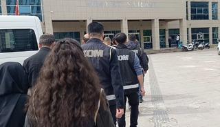 Kilis&rsquo;te 2 kilo 729 gram ka&ccedil;ak altın ele ge&ccedil;irildi; 4 tutuklama