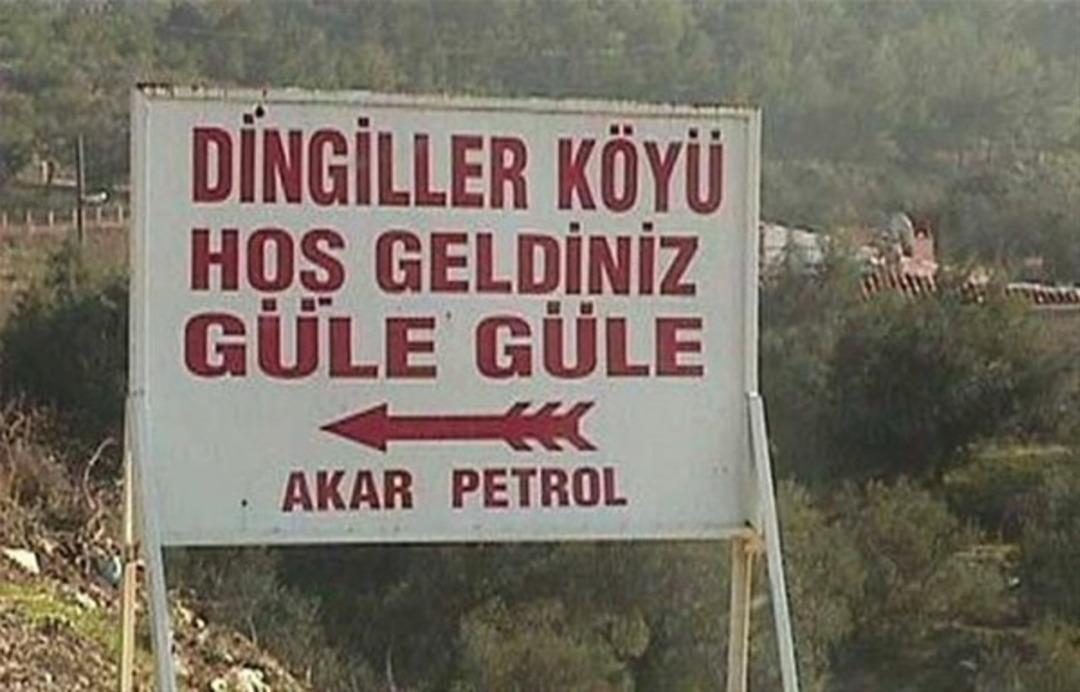 K&ouml;y&uuml;n adı kahkaha attırdı 