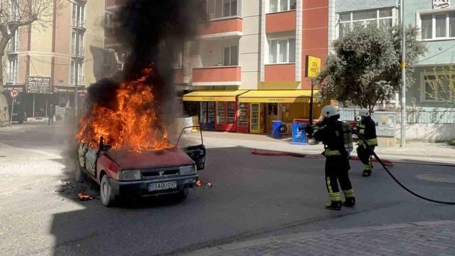 Tekirdağ’da korku dolu anlar: LPG’li otomobil alev topuna döndü