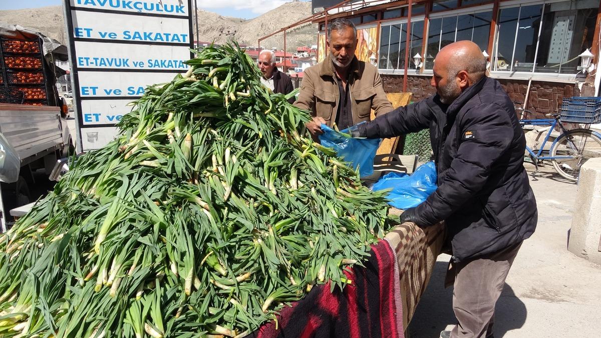 Kilosu ile derdi olanlar i&ccedil;in tezg&acirc;hta satılıyor! Kilosu 100 TL 4