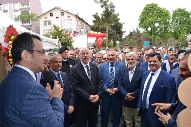 Kur’an kursu yararına kermes açıldı