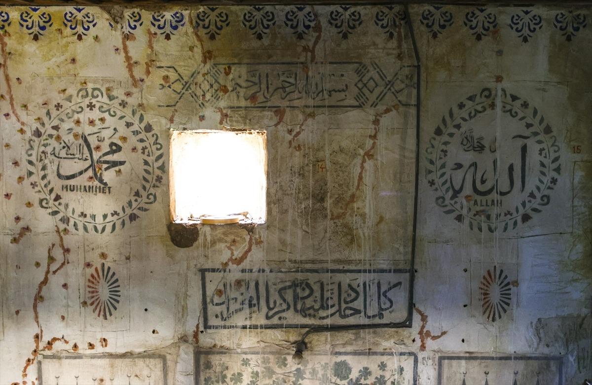 Sadece 3 hane yaşıyor:  Hayalet k&ouml;y  cazibe merkezine d&ouml;n&uuml;ş&uuml;yor 4