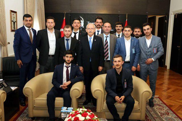 İmam hatiplilerden Kılıçdaroğlu'na ziyaret